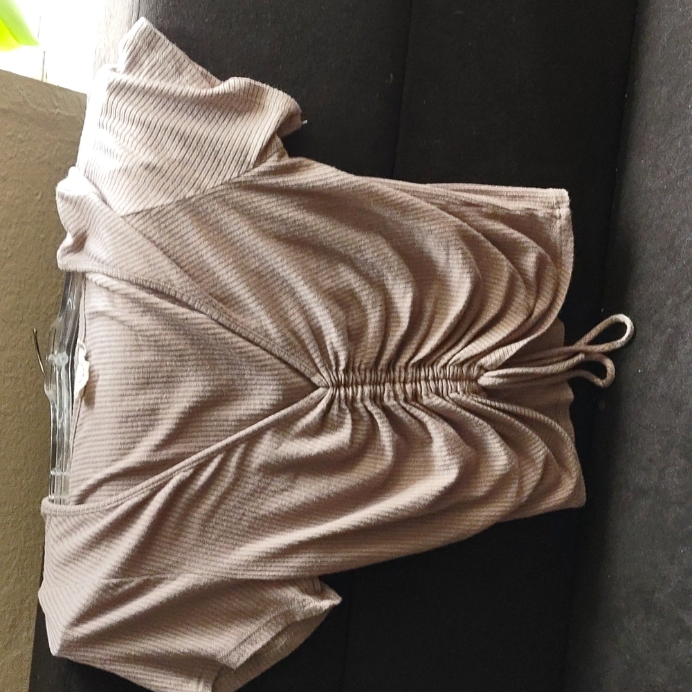 Top - Picture 4 of 4